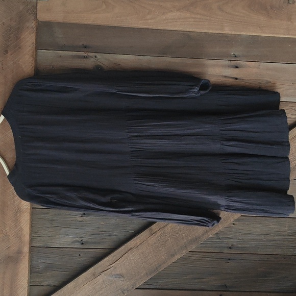 Charlie Paige tiered long sleeve  dress M New With Tags - Picture 4 of 4